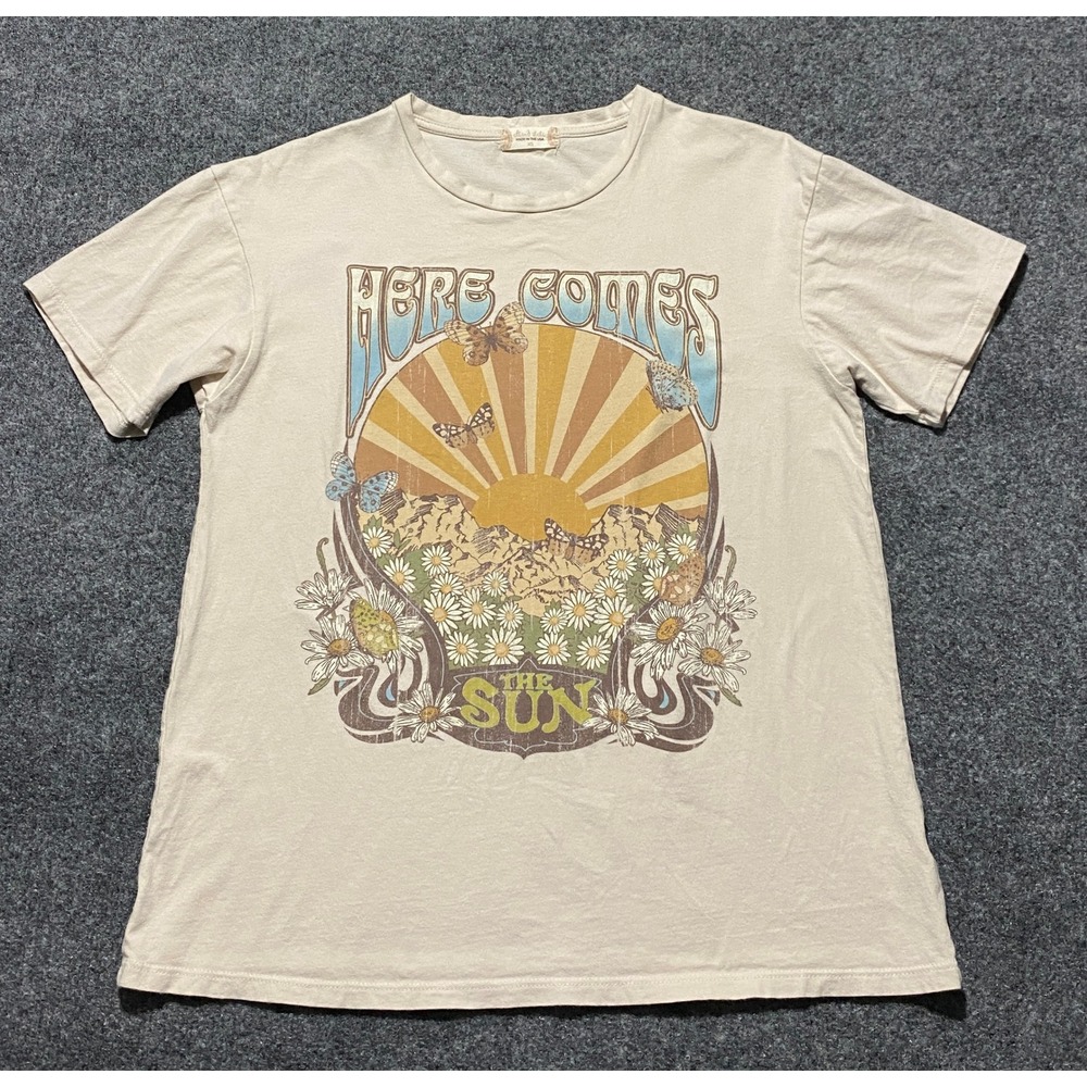Altar'd State Here Comes The Sun Graphic Tee XS Cream Butterfly Daisy USA Made